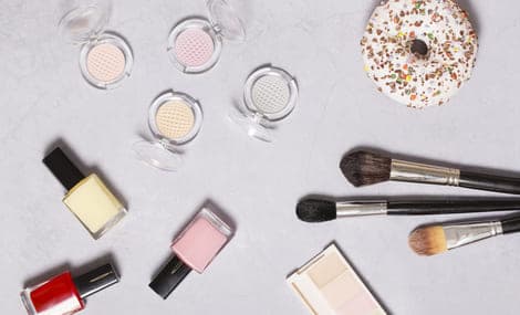 Demande de nom INCI : guide pour les entreprises de cosmétiques et d’ingrédients