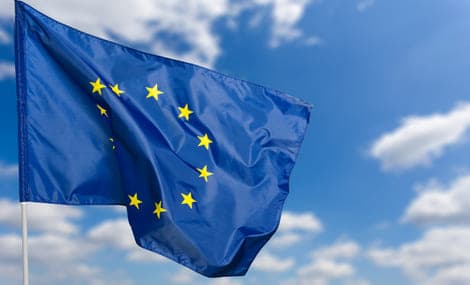 Die EU erlässt die Verordnung (EU) 2025/1222: Anhang VI der CLP-Verordnung mit über 30 Stoffen überarbeitet